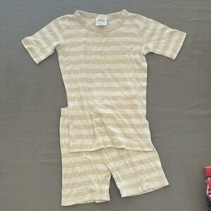Hanna Anderssen Oatmeal & White short pjs size 10 140cm